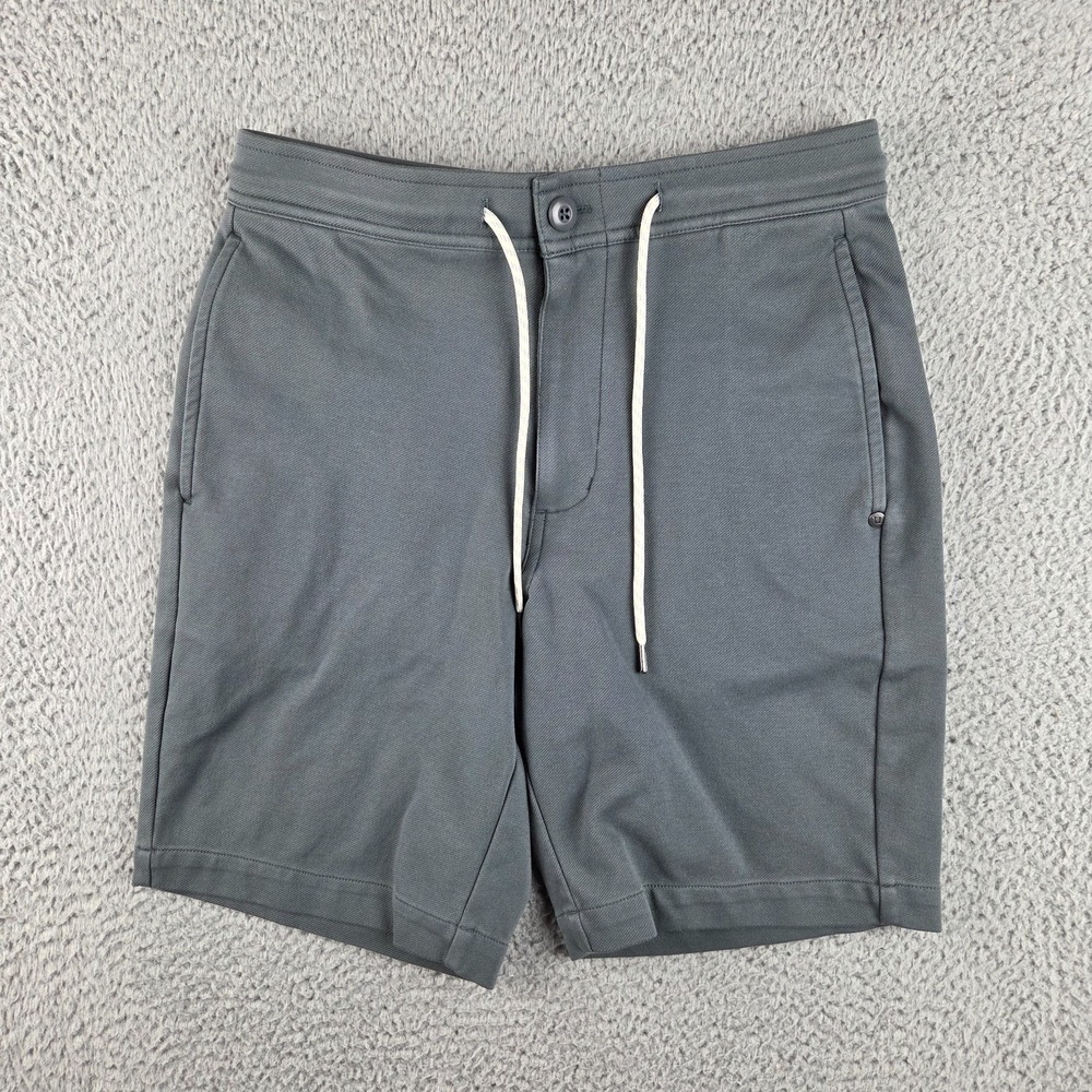 Vuori Solana Shorts Mens XS Gray Pockets Casual Athletic‎ V3001